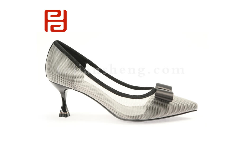 福連升黑色蝴蝶結網紗高跟鞋 女尖頭細跟鏤空工作單鞋圖片