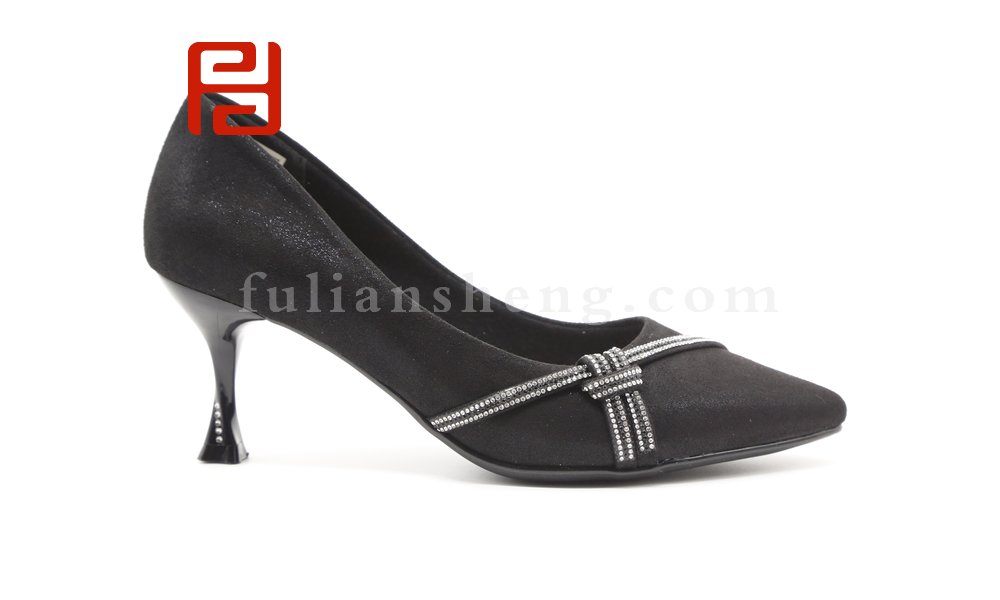 福連升水鉆女秋季新款尖頭中跟單鞋女細(xì)跟淺口時(shí)尚女鞋圖片