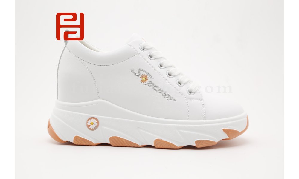 內(nèi)增高休閑鞋女厚底網(wǎng)紅小白鞋百搭棉麻舒適女鞋圖片