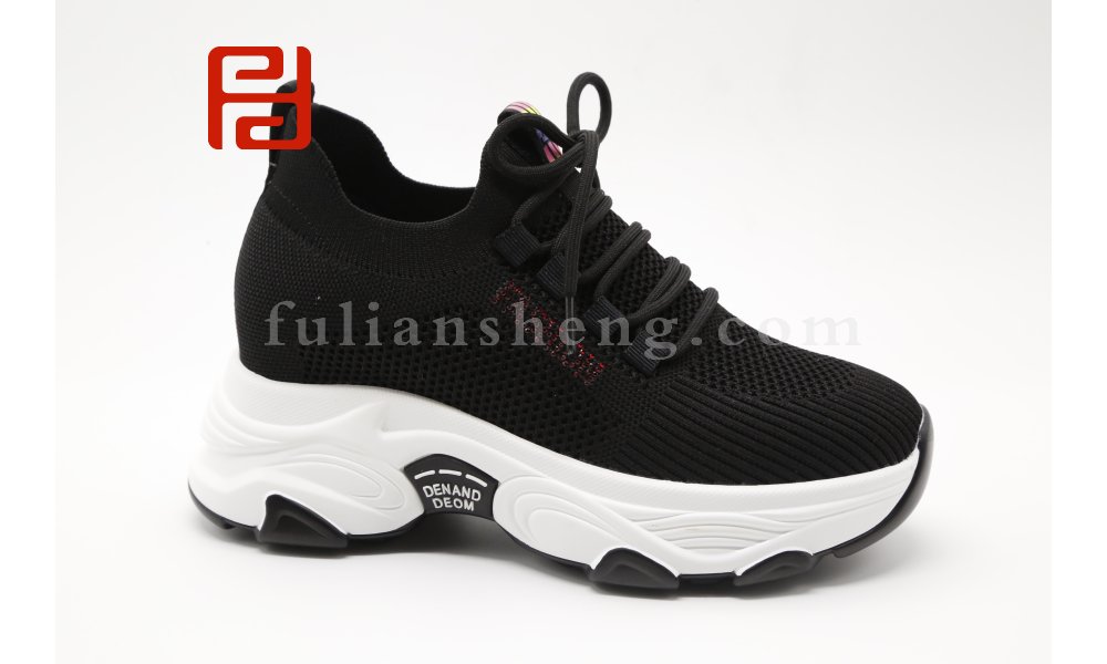 中國紅內(nèi)增高女鞋厚底棉麻透氣健步媽媽鞋圖片