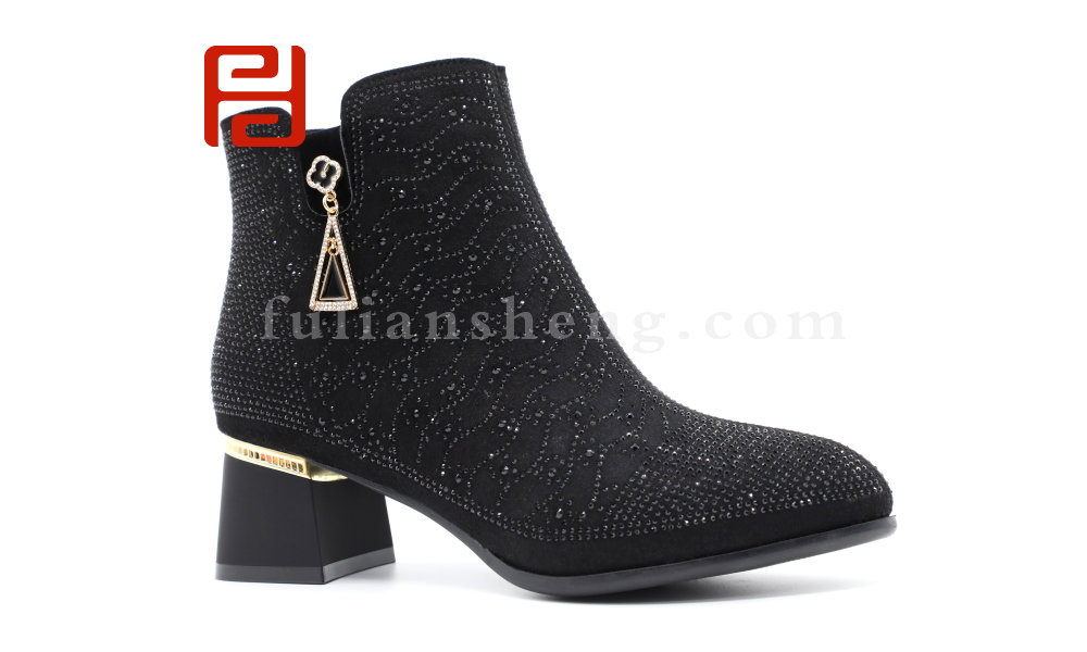 福連升冬季新款輕松工作女鞋魅力時(shí)裝時(shí)裝鞋