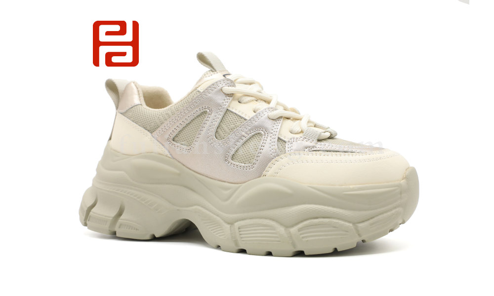 福連升冬季新款運(yùn)動生活女鞋時尚運(yùn)動老爹鞋