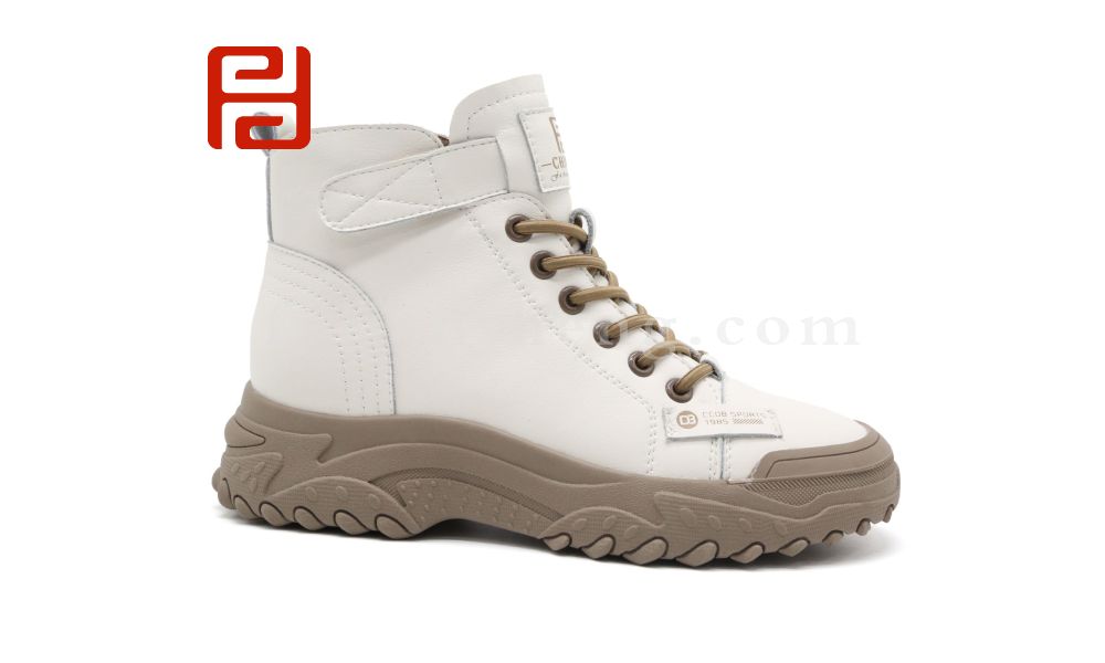 福連升休閑鞋女鞋冬季保暖中幫平底休閑鞋舒適榴蓮防滑鞋底圖片