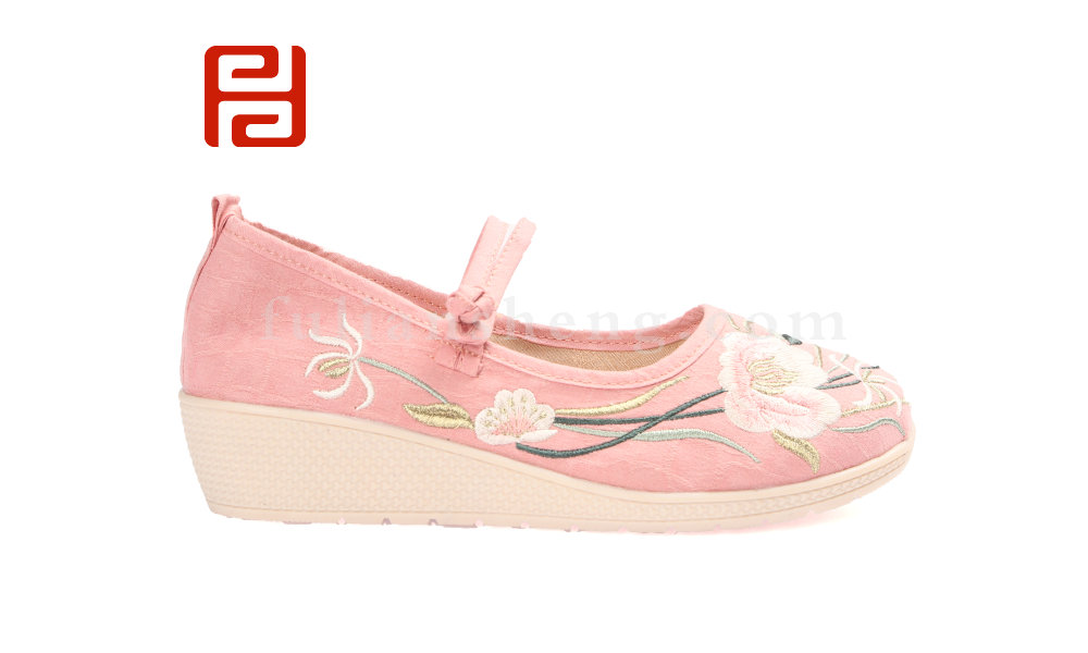 福連升老北京布鞋春時尚民族風繡花坡跟女單鞋(圖3)