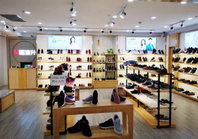 賀：內蒙古赤峰市松山區福連升北京布鞋華聯店重裝開業！